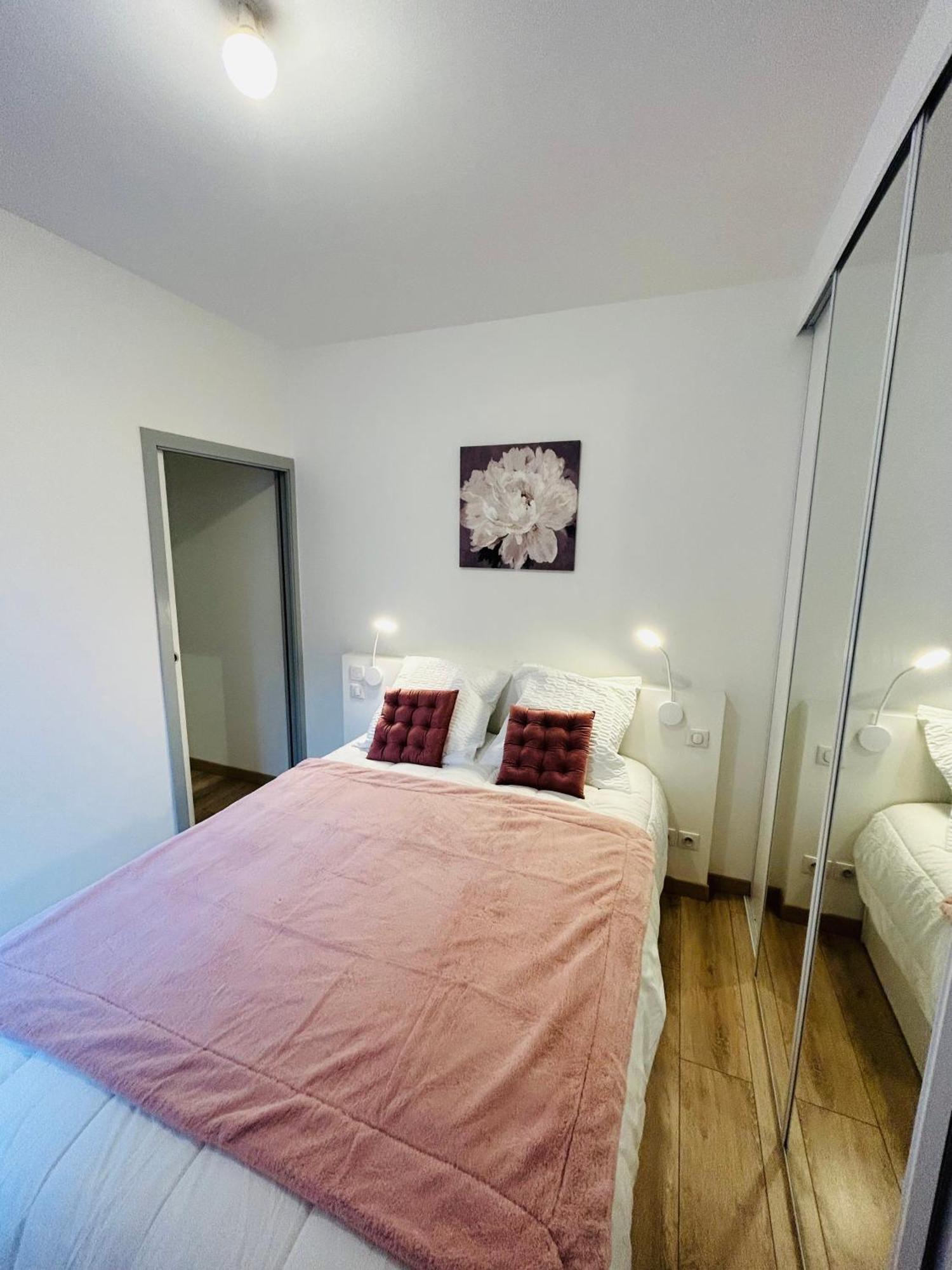 L'Etape Des Sacres Apartman Reims Kültér fotó