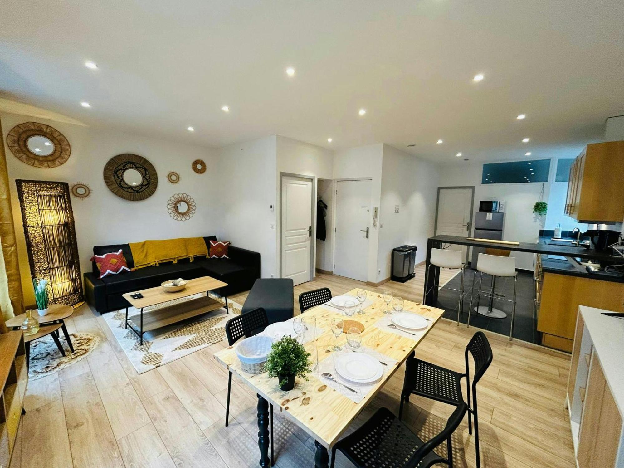 L'Etape Des Sacres Apartman Reims Kültér fotó