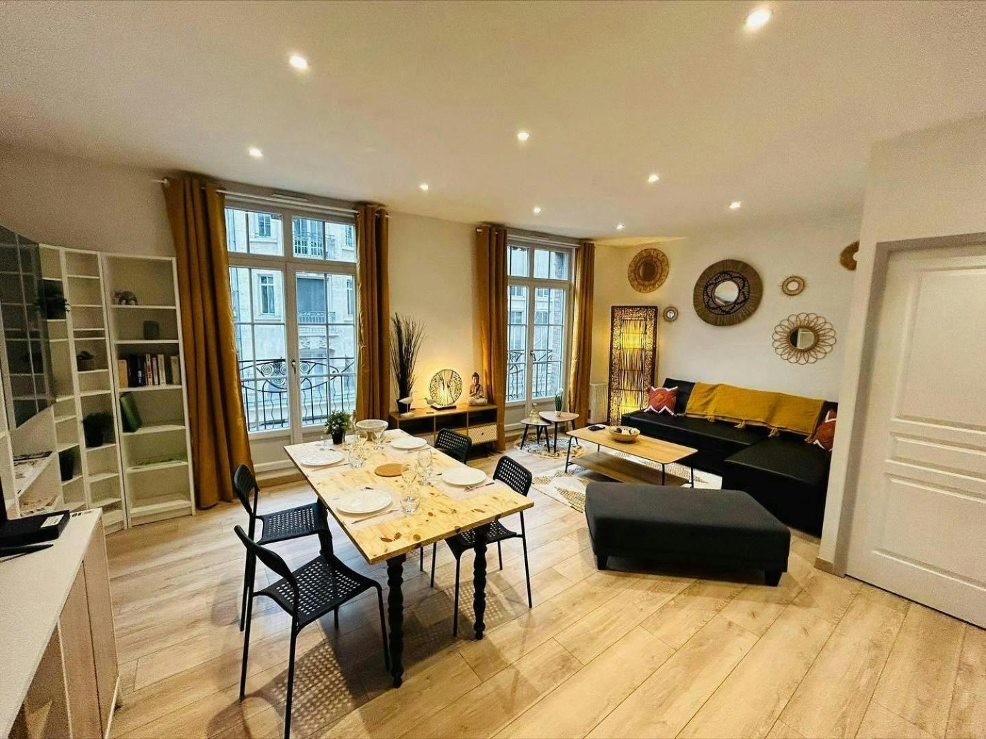 L'Etape Des Sacres Apartman Reims Kültér fotó